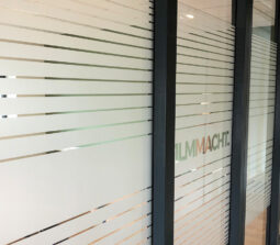 Indoor Signing Raamfolie Reclame Raam Filmmacht Blue Signs Hoorn