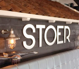Hotel Interieur Letters Horecazaak Bluesigns Noord-Holland