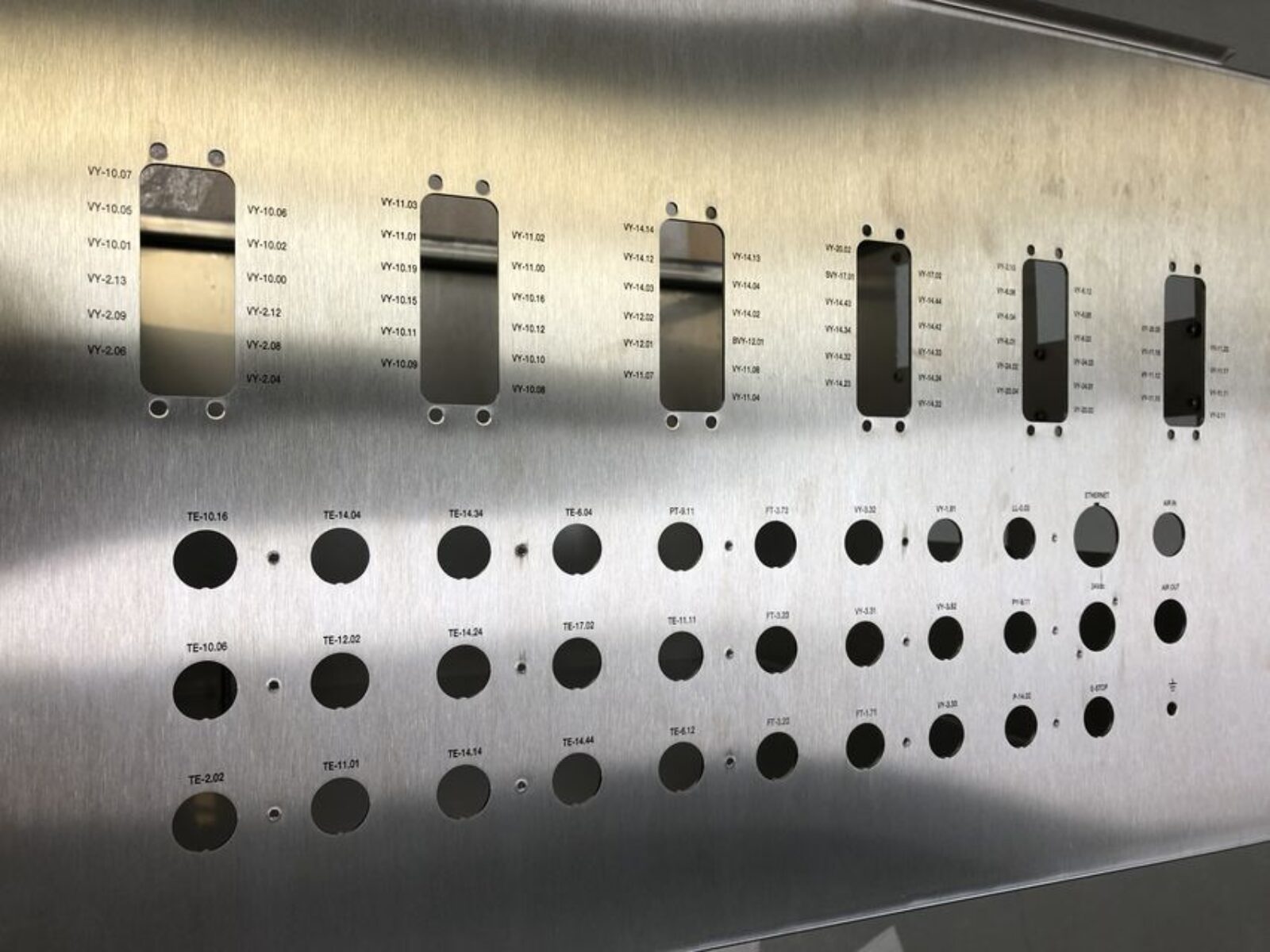 Applikon Biotechnolology Laser Branding Graveren 5