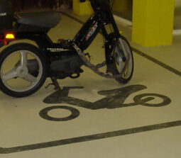 Signing Grond Vloer Parkeergarage Parkeren Scooters Auto's