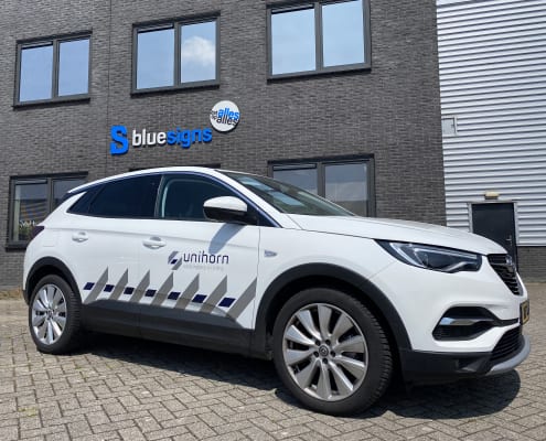 Unihorn-bedrijfsauto-huisstijl
